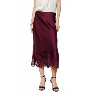Elegant Burgundy Lace Trim Skirt
